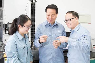 王洪學 深耕高分子田野，做新材料技術的播種者
